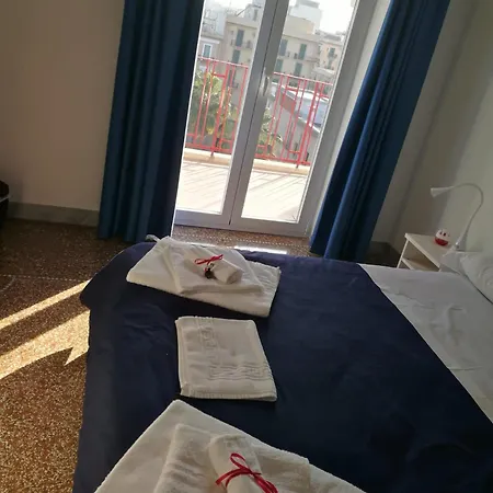 Settimo Sole Affitta Гостевой дом Таранто